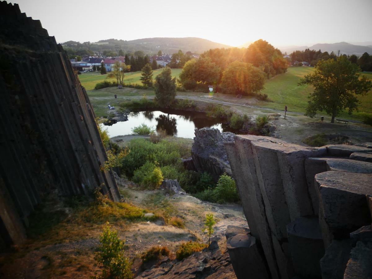Venkovské apartmány Tiché pastviny Kamenicky Senov Esterno foto